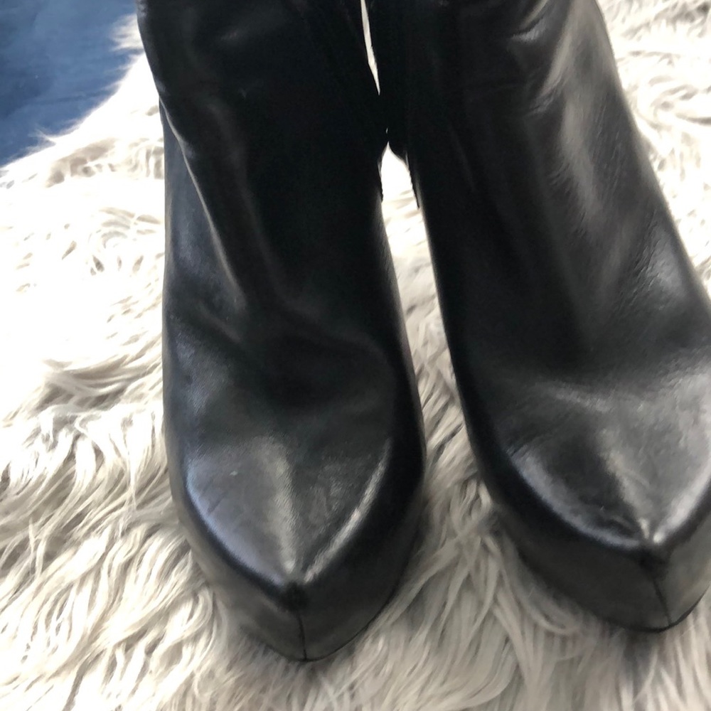 Over the knee thigh boots - Picture 3 of 4